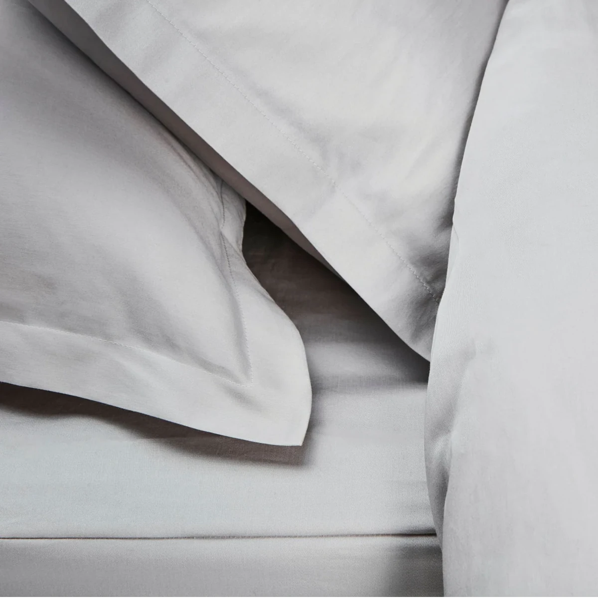 Carpe Diem Storm kuvertlagen 160x200 - Pebble