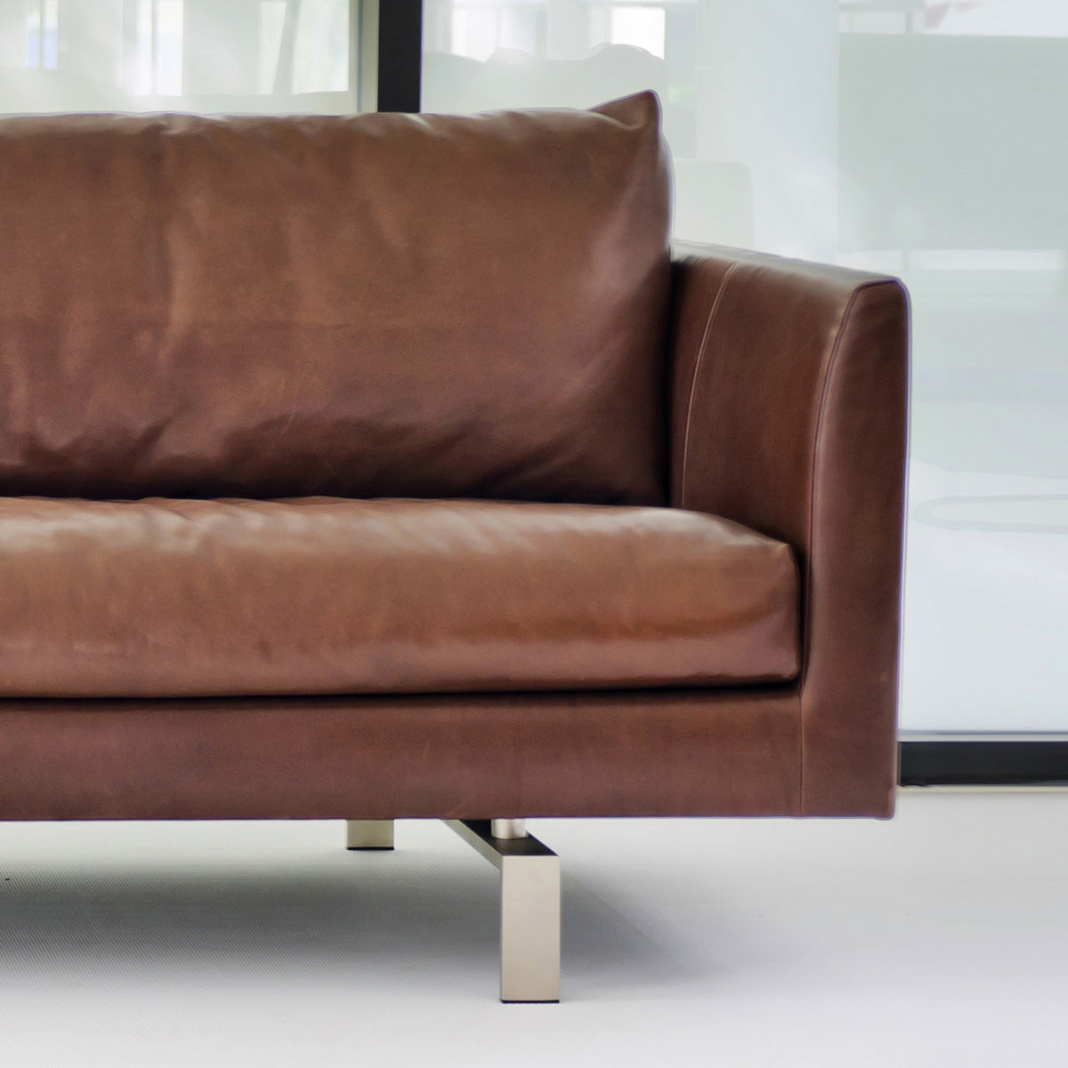 Montis Axel sofa - 246cm - Rancho Læder - Castanya - Bredt ben