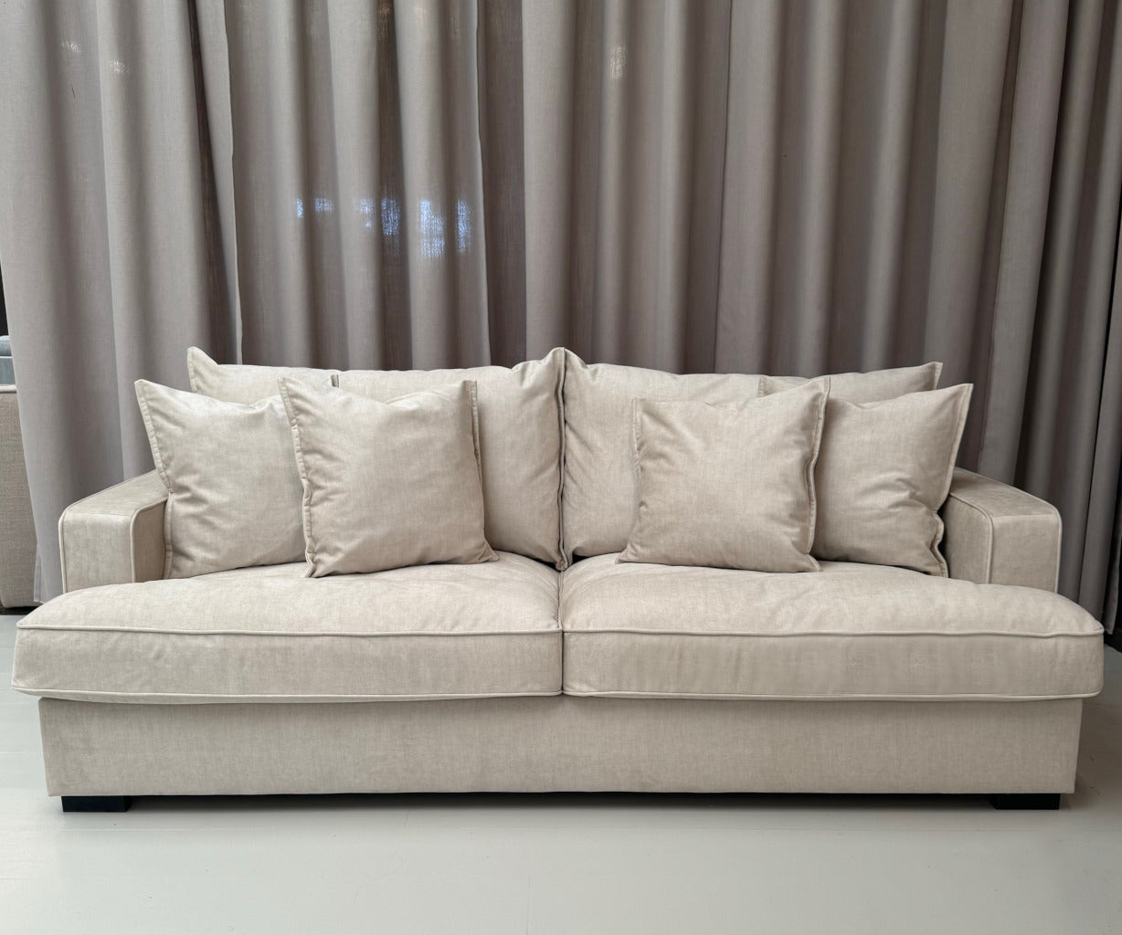 Riga Vogue Sofa - 216 - flere farver - Vogue Charcoal / Delt