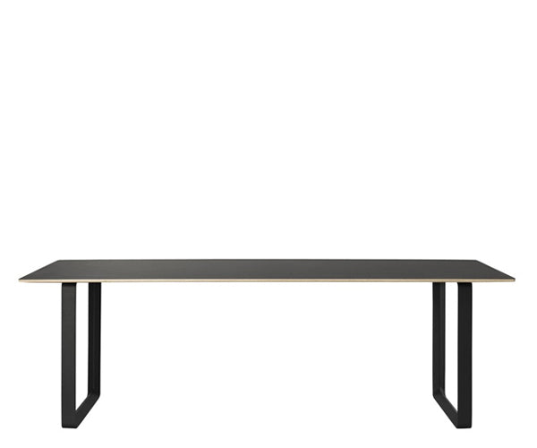 Muuto 70/70 bord - 225x90cm. - Eg / Hvidt stel