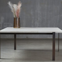 Mølballe Barcelona Sofabord - Taj Mahal Quartzite - Bruneret Messing